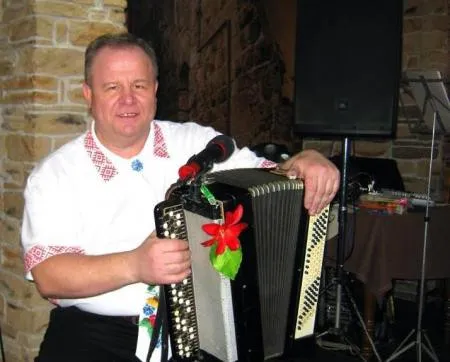 Ведущий на свадьбу юбилей крестины проводы по всей Беларуси