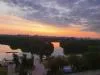 Сдается половина большой комнаты 28м2 в зеленом центре