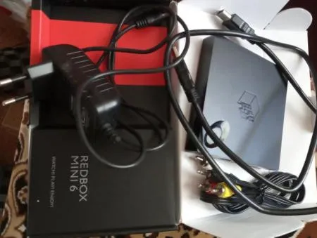Тв-приставка Red-box 6 WiFi HDMI 4 ядра 8Gb 2 USB - Василевичи - 10241 - Доска объявлений Kupika.by - Фото 3
