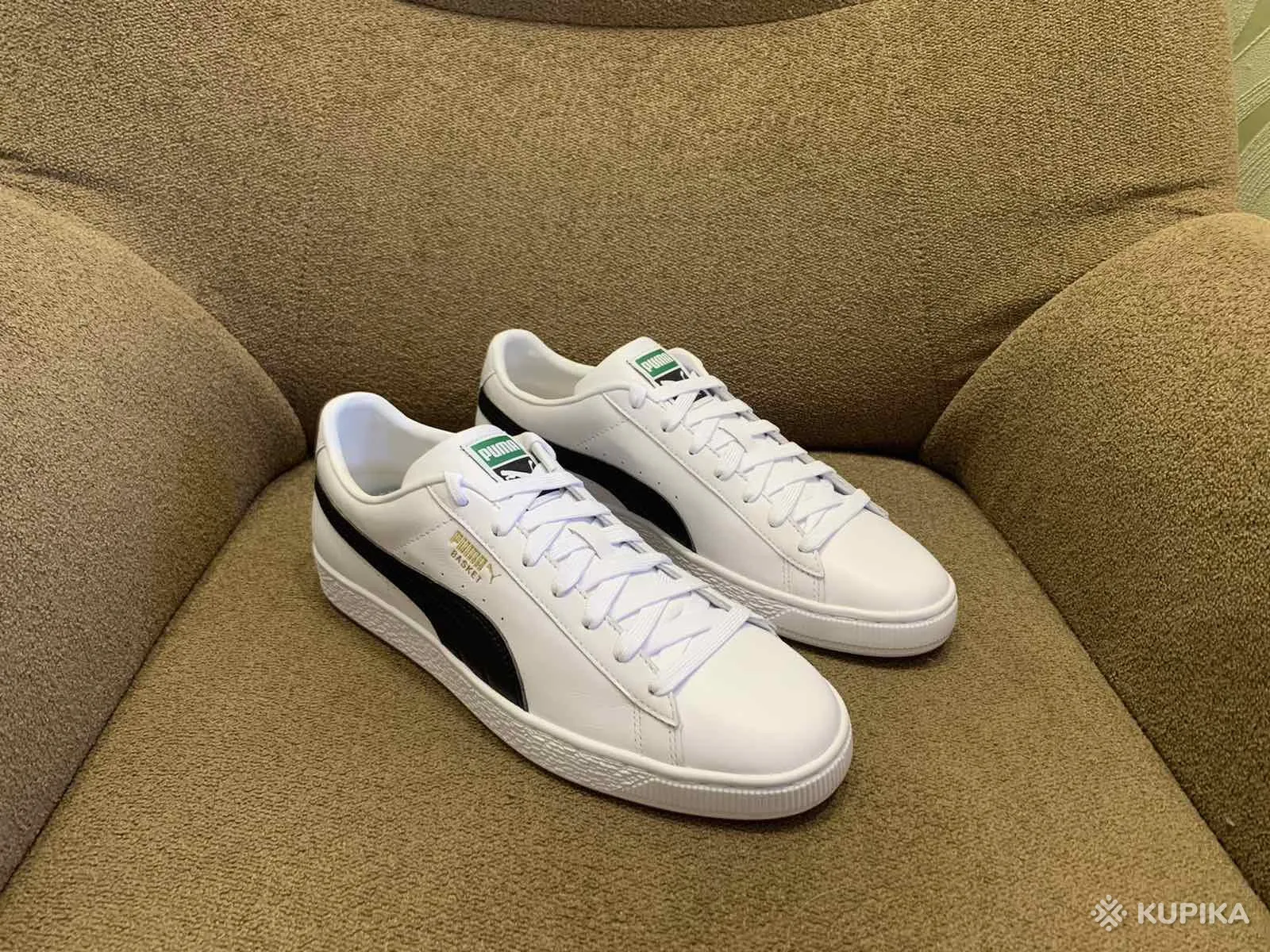 Кроссовки Puma Basket Classic trainers (374923-02)