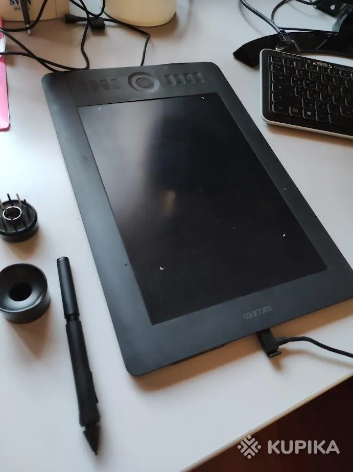 Графический планшет Wacom Intuos5 Touch M