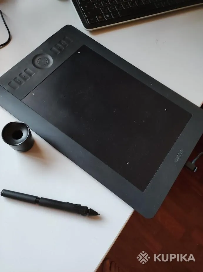 Графический планшет Wacom Intuos5 Touch M