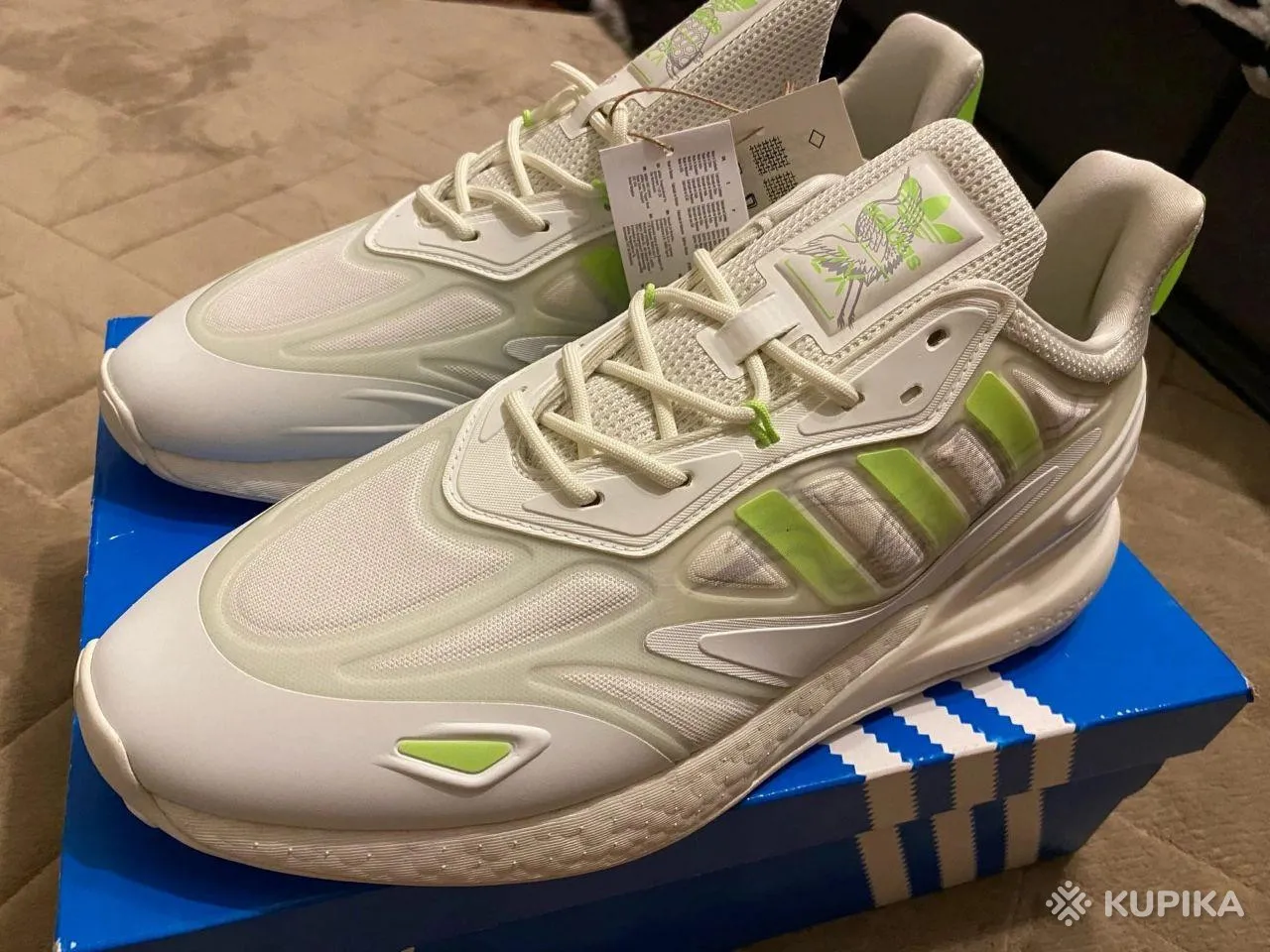 Кроссовки Adidas ZX 2K Boost 2.0.