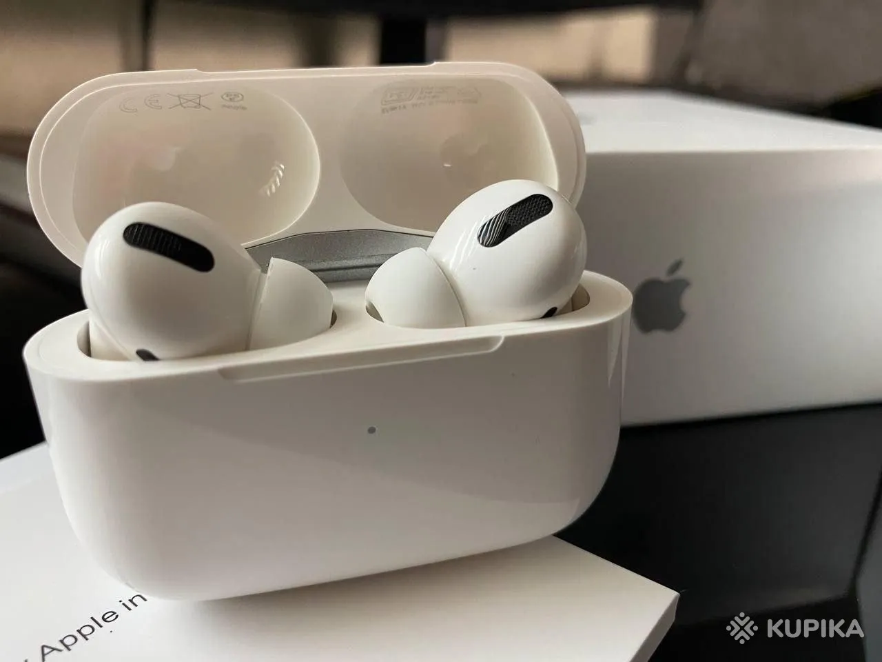 Наушники Apple AirPods Pro