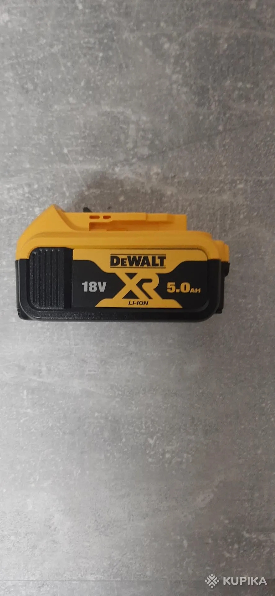 Зарядное DEWALT DCB115+аккумулятор DCB184