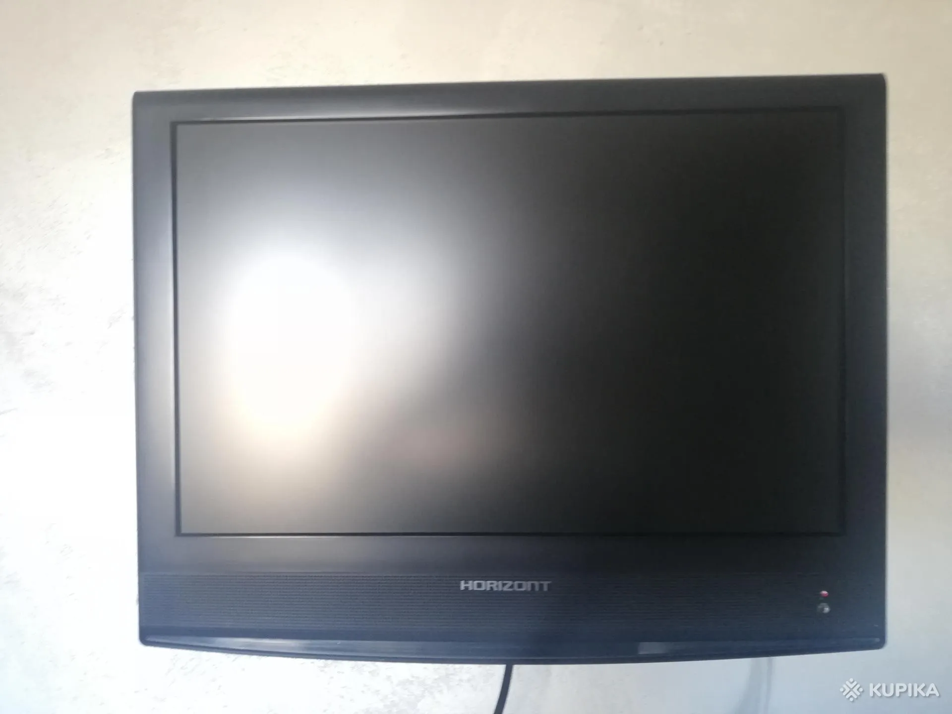 Телевизоры горизонт витязь. Телевизор Horizont 19lcd825m 19". Телевизор Horizont 19lcd820 19".