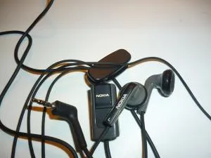 Проводные наушники с микрофоном Nokia HS-47