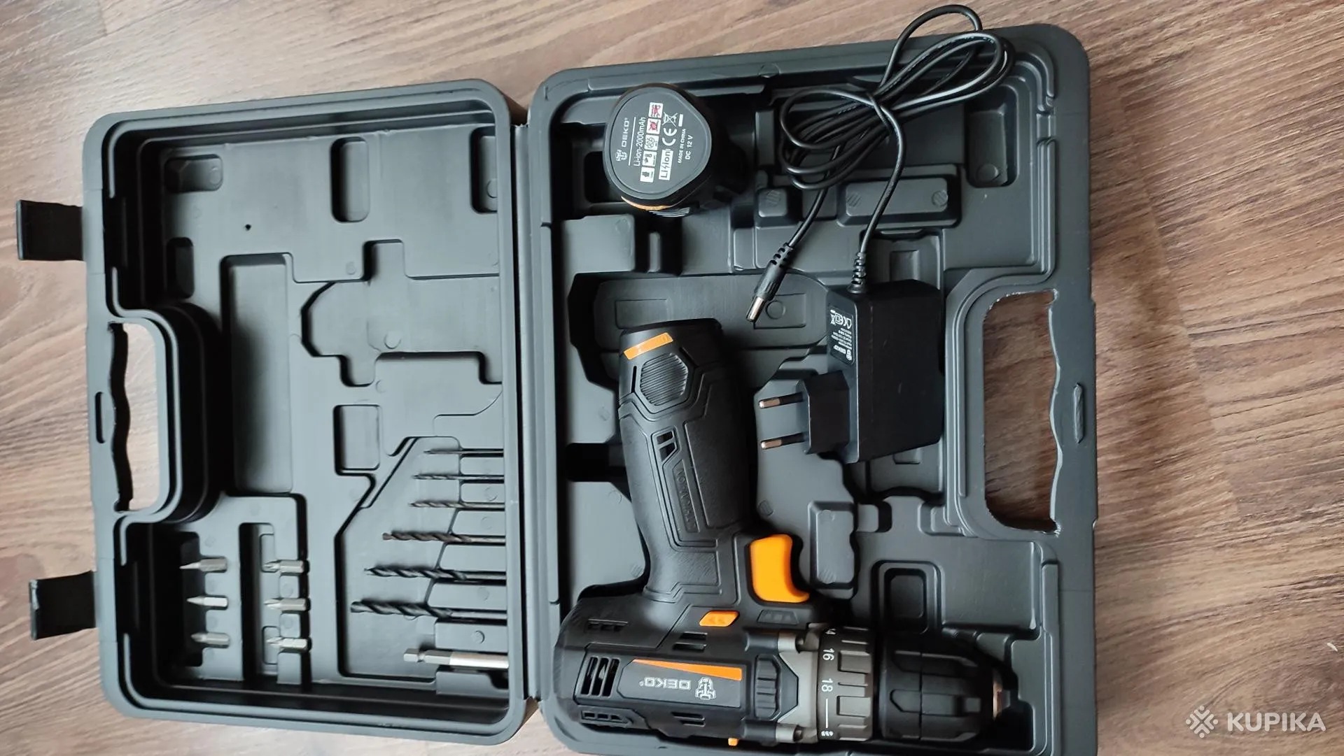 Шуруповерт DEKO GCD12DU3