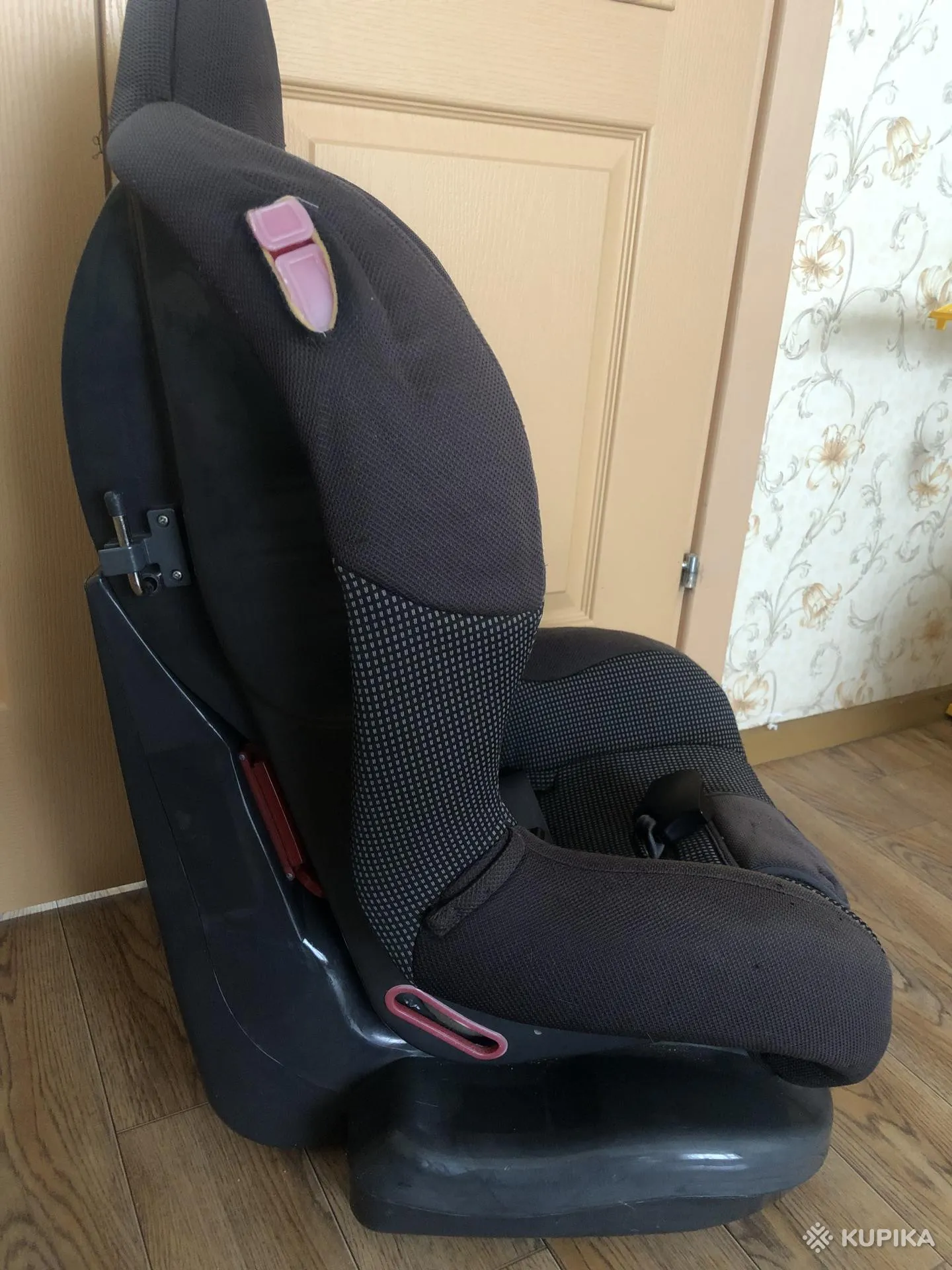 Автокресло Baby care 9-25кг.