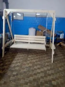 Качели деревянные садовые