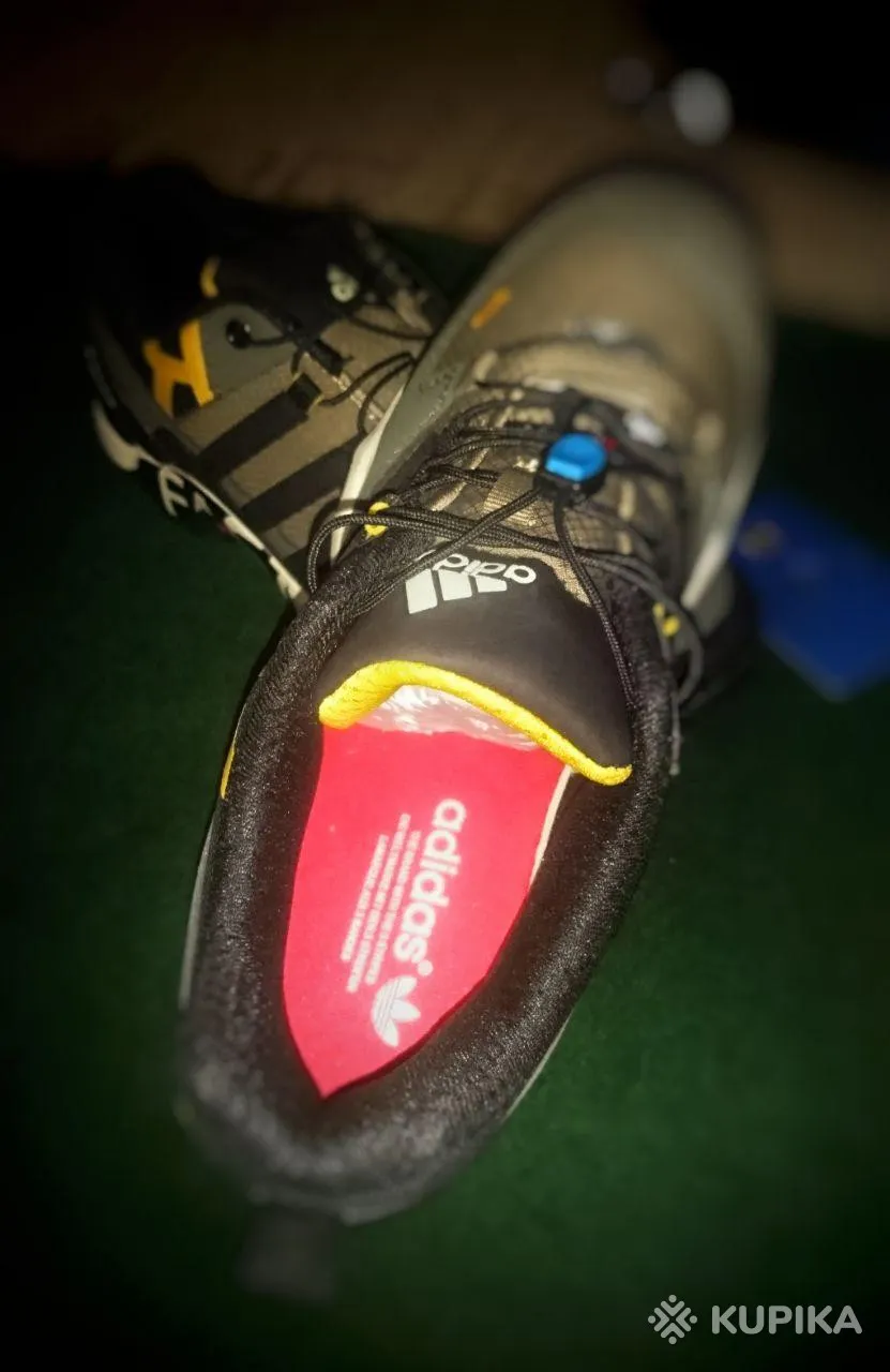 Кроссовки Adidas TERREX