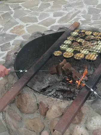 Баня Беседка на берегу озера Бильярд