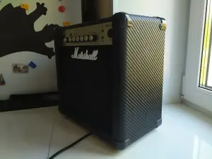 Гитарный комбик Marshall MG15CFR