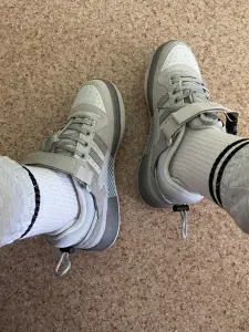 кроссовки adidas forum