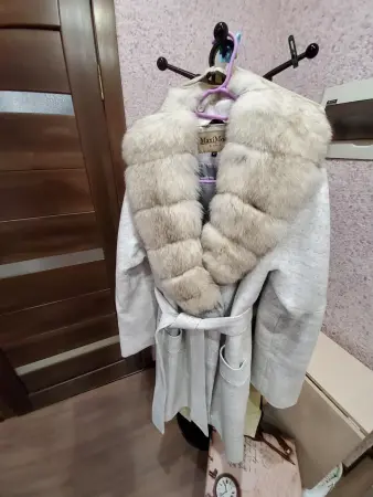 Женское  пальто.