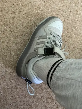 кроссовки adidas forum