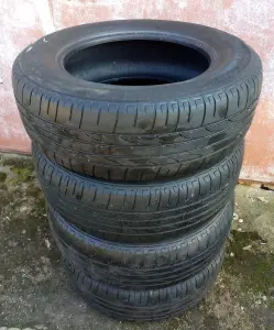 Шины лето Bridgestone 215/65 R16 - 4 шт