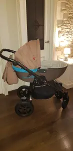 Детская коляска