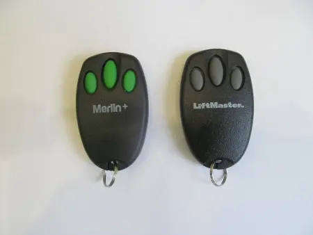 Пульт ДУ для ворот шлагбаумов Liftmaster Merlin+