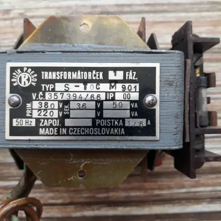 Трансформатор 220,380-36V  1,6A  50VA  чехословакия,