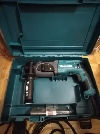 Перфоратор Makita SDS-plus HR2470 3-режима проводной в аренду