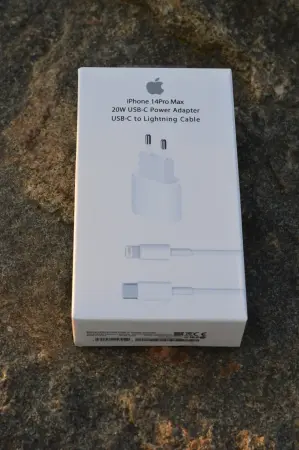 Зарядка Apple и кабель lighting 20w