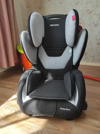 Детское автокресло RECARO