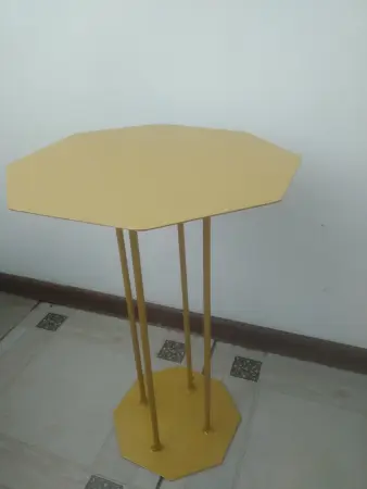 Столик