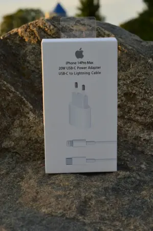 Зарядка Apple и кабель lighting 20w
