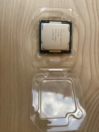 Intel Core i3-9100F процессор