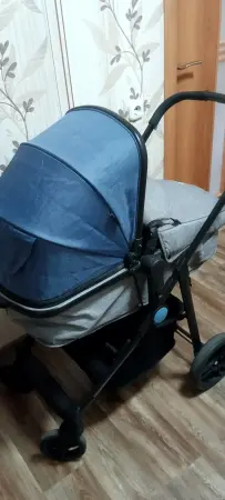 Детская коляска KinderKraft Juli 3 в 1