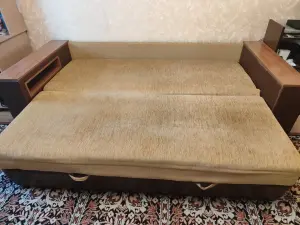 Диван