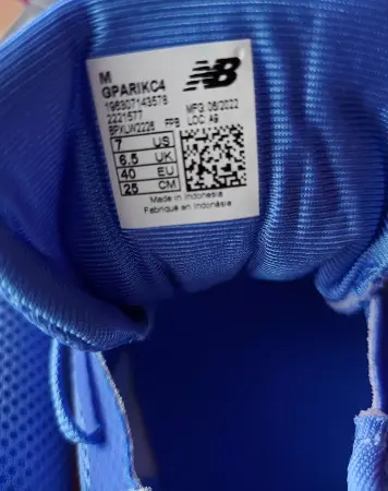 Кроссовки жен New Balance 40 р-р