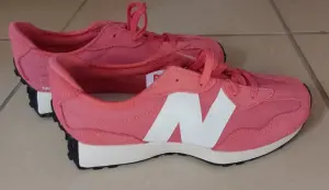 Кроссовки жен New Balance 327 -37.5р-р