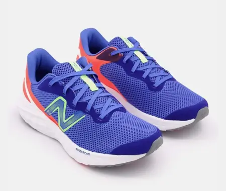 Кроссовки жен New Balance 40 р-р