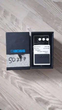 Гитарная педаль Boss NS-2 Noise Suppressor