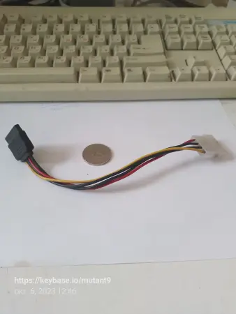 Переходник питания molex sata