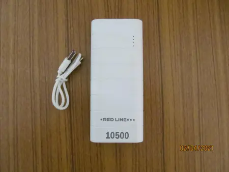 Внешний аккумулятор Power bank  Red Line V9 10500mAh (белый)