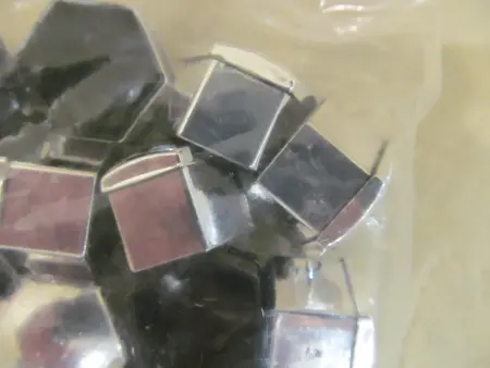 Шины и диски - Колпачки на колесные болты 17 мм, 20 шт. - Дятлово - Фото 2 Колпачки на колесные болты 17 мм, 20 шт. - Дятлово - 79731 - Доска объявлений Kupika.by - Фото 2