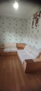 Диван