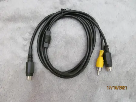 Кабель s-video 7pin на s-video 4 pin + 1RCA (новый в упаковке)