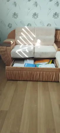 Диван