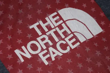 Лёгкая кофточка The North Face