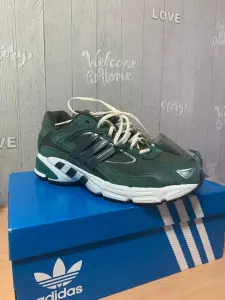 Adidas response cl кроссовки