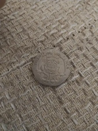 Монета Элизобет 1982 20 pence