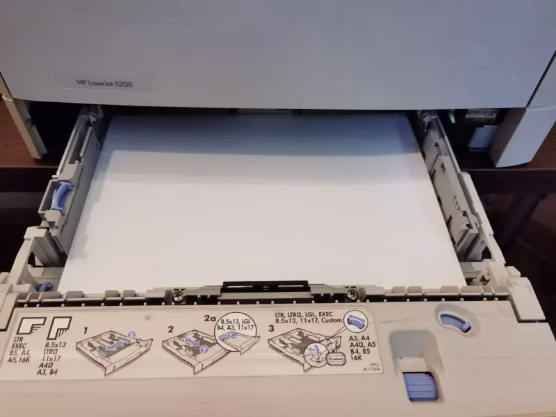 Лазерный принтер Hewlett Packard LaserJet 5200