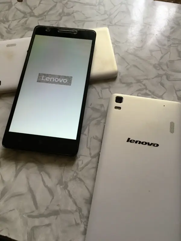 LENOVO A7000-a телефон