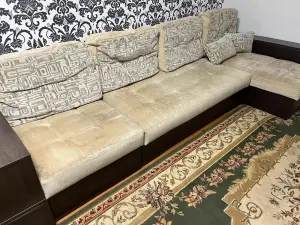 Продам Диван (угловой)