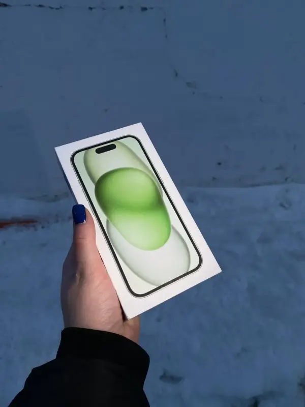 IPhone 15 128g Голубой