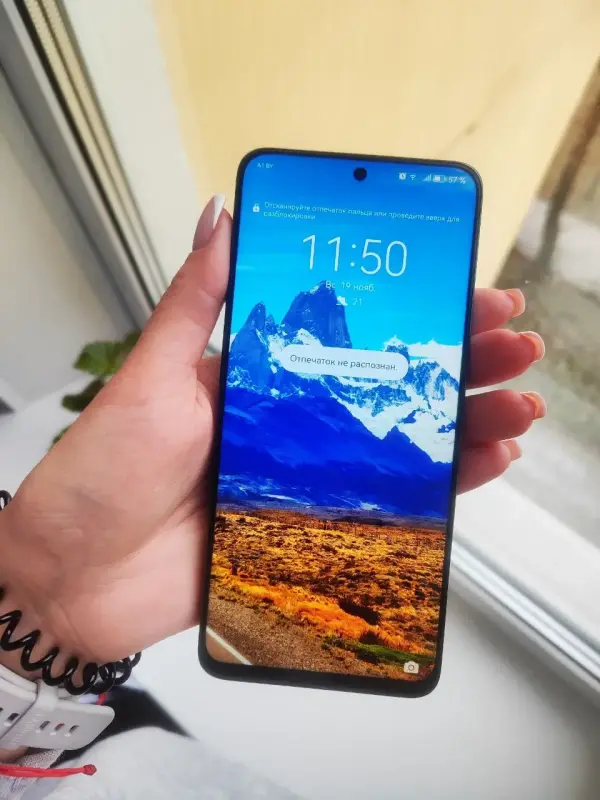 Телефон HUAWEI NOVA Y90 4/128